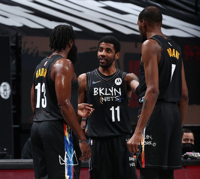 西甲半场：阿尔马达造险，拉波尔特伤退，毕尔巴鄂0-0马竞（西甲半场战况：阿尔马达屡造杀机，拉波尔特伤退，毕尔巴鄂暂0-0马竞）