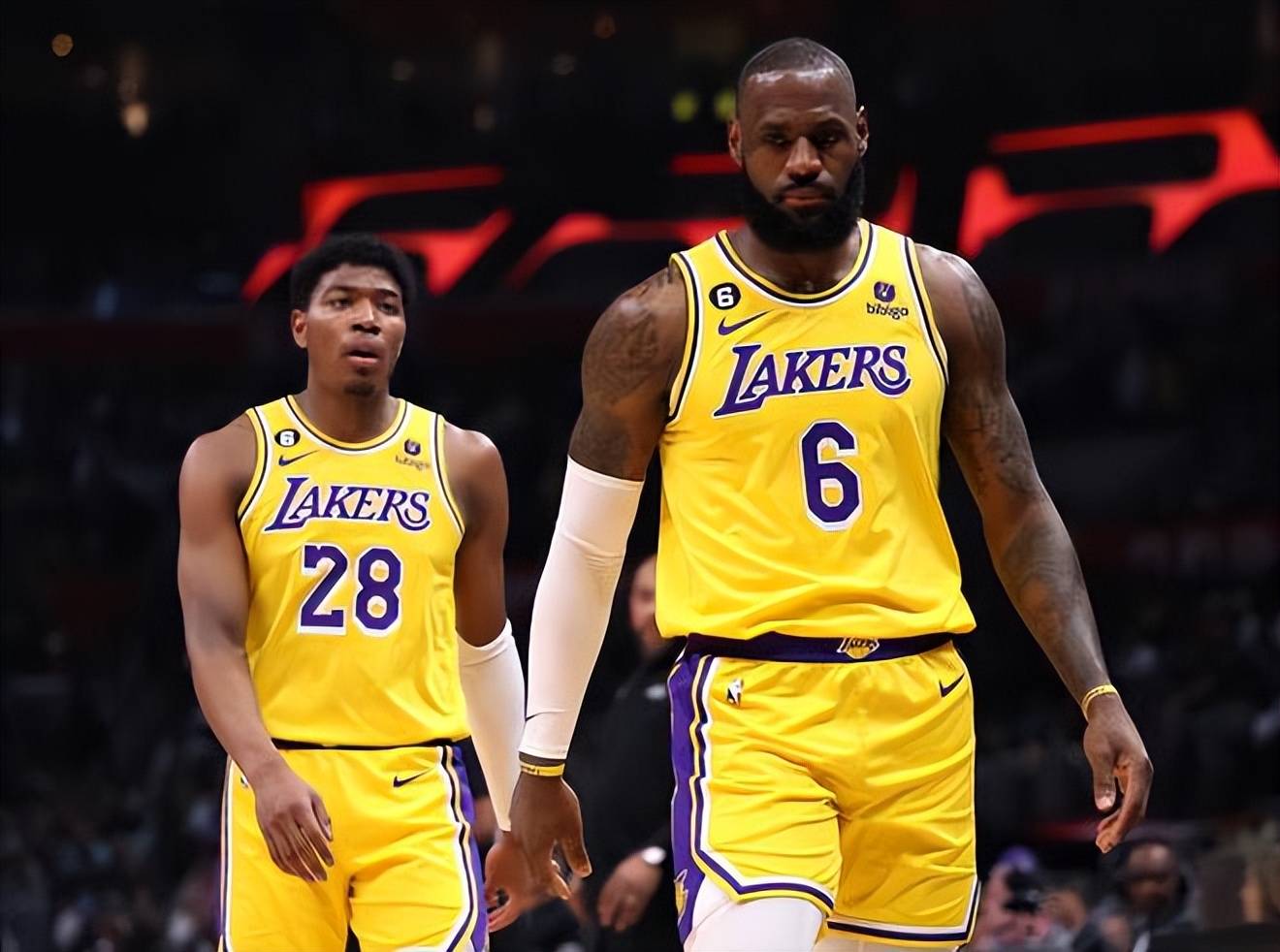 中国澳门U20男足队长：跟学校请假来踢全运会，还得补作业（中国澳门U20男足队长为踢全运会向学校请假，赛后还要补作业）