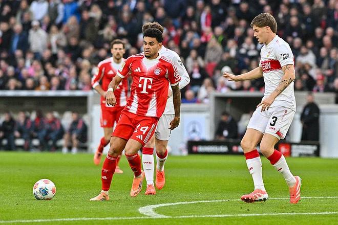 博主：下赛季无缘英博的拉布亚德今日回到基地，将参与训练（博主：无缘下赛季英博的拉布亚德今日归队，将随队训练）