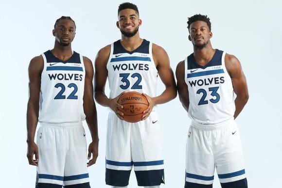 韩足晚报（2025.12.7）济州双杀三星保级成功（韩足晚报（2025.12.7）：济州再胜三星完成保级）